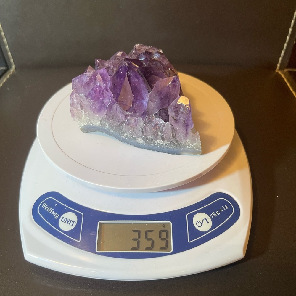 Amethyst Cluster. 359 gr, 12.67 oz, 0.791 lb